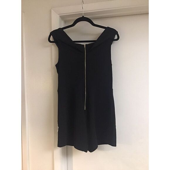 NWOT~Forever 21 Black/Ivory Lace Applique Accent One Piece Playsuit Romper Sz L - Picture 3 of 3